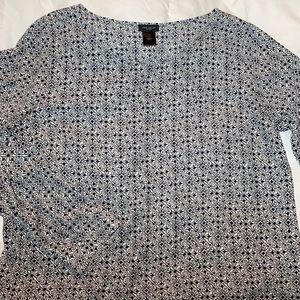 New WO tags Ann Taylor blouse. Large